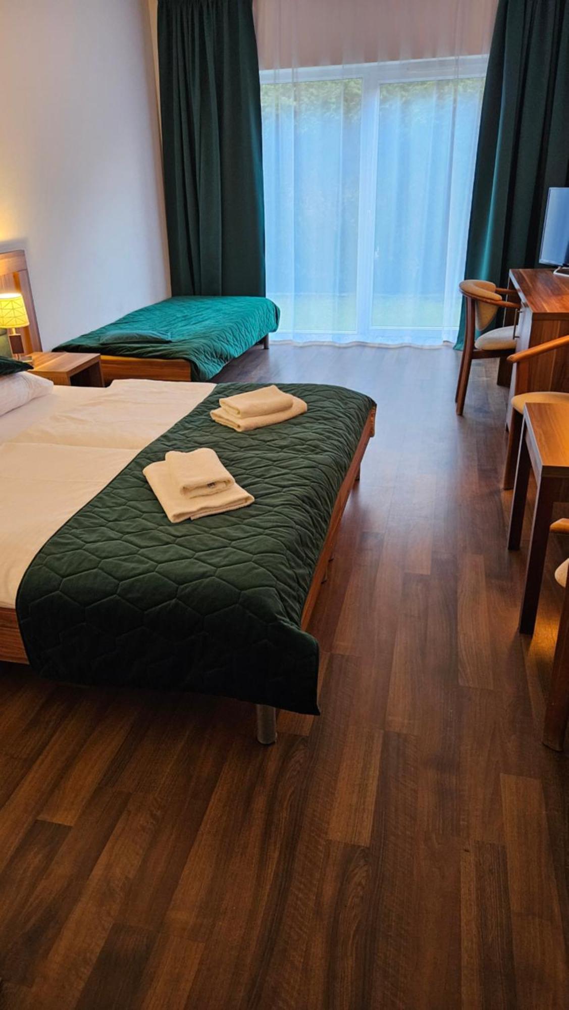 Bursztyn Spa Kolobrzeg Bagian luar foto