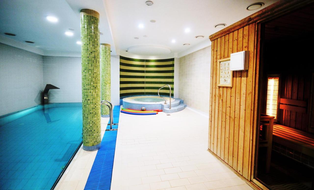 Bursztyn Spa Kolobrzeg Bagian luar foto