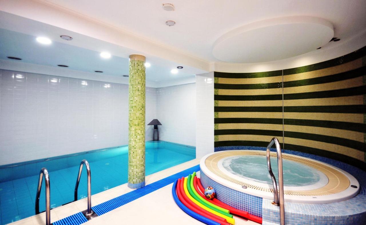 Bursztyn Spa Kolobrzeg Bagian luar foto