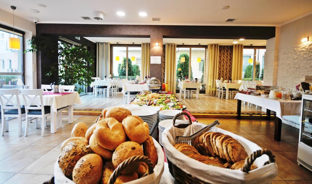 Bursztyn Spa Kolobrzeg Bagian luar foto